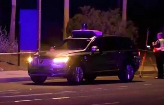 Uber自動(dòng)駕駛汽車撞死人